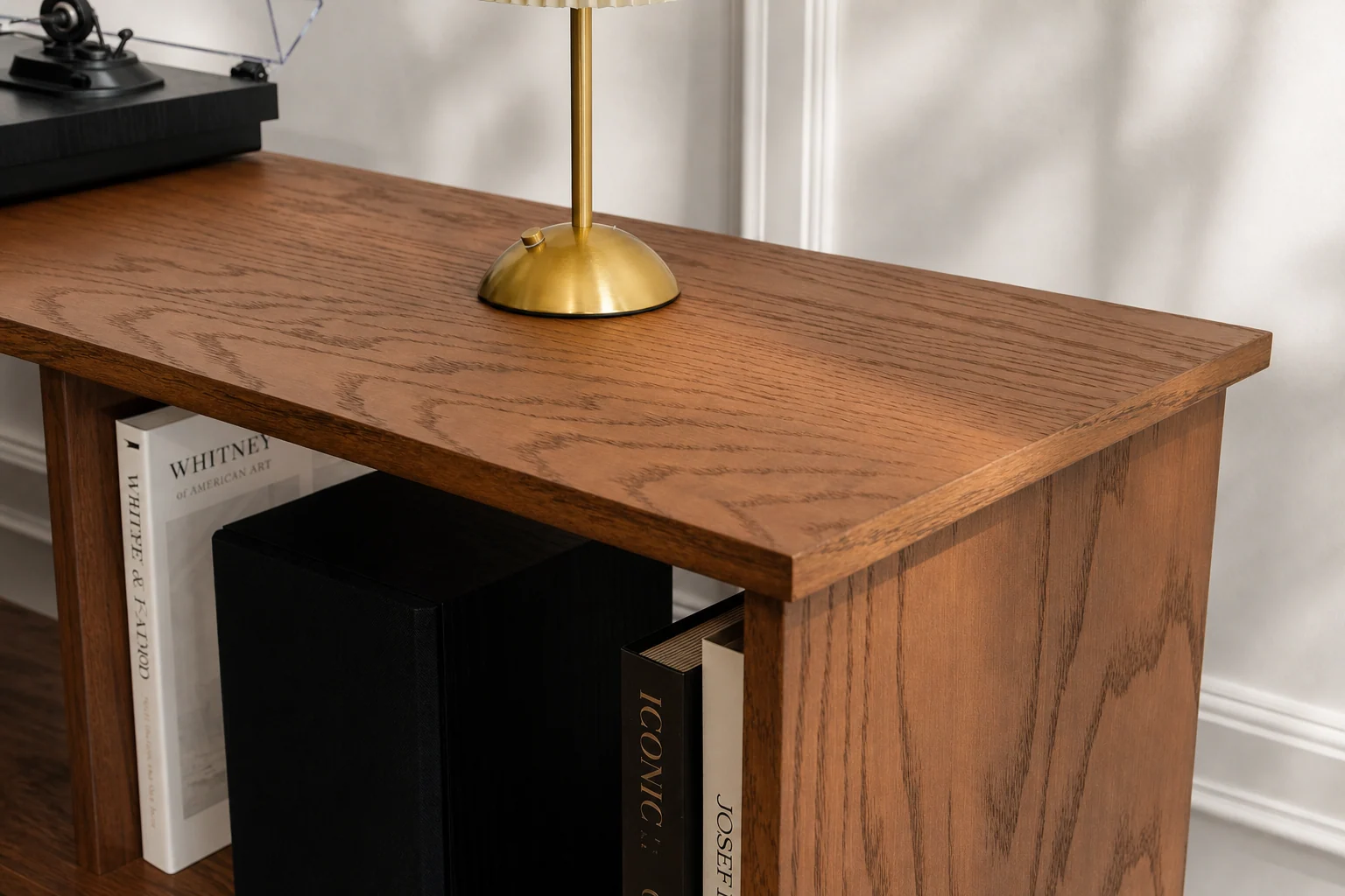 Red Oak Minimalist Record Player Stand